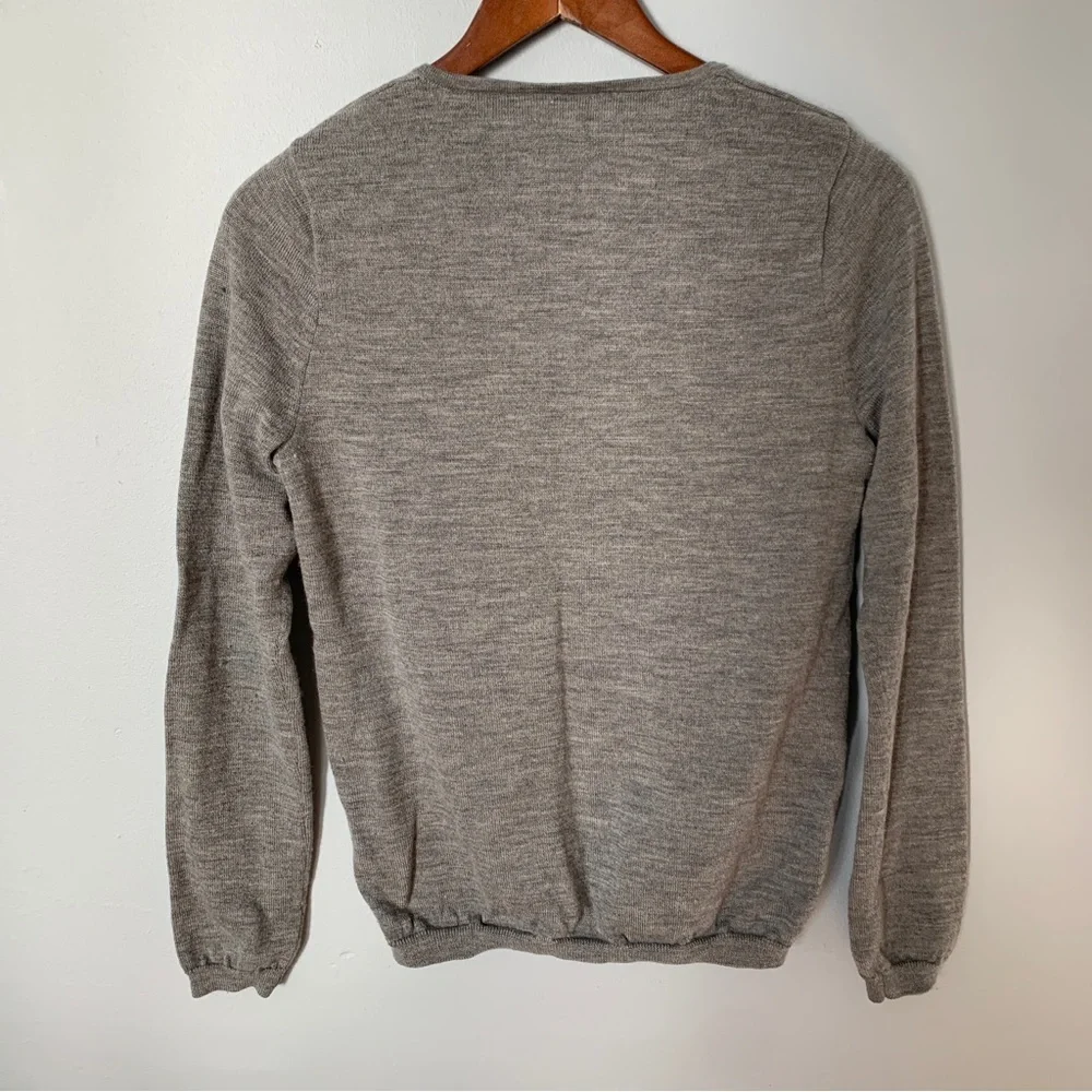 J. Crew factory // Grey, white Geo design merino wool sweater size medium A26
